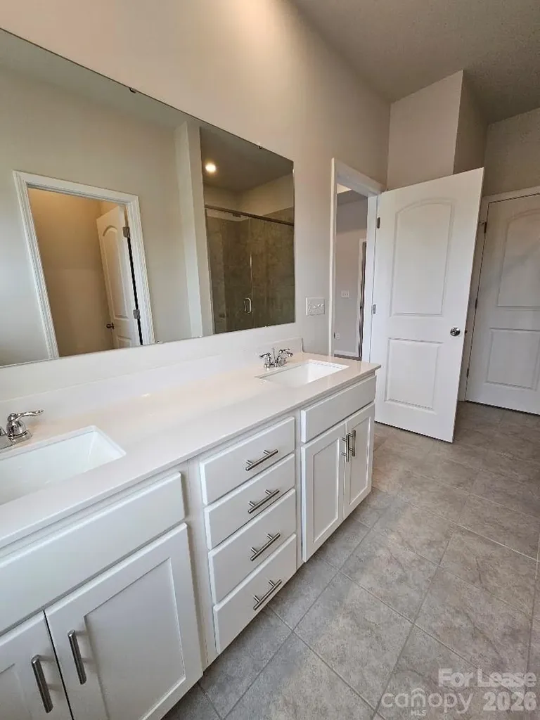 5416 Kinsbridge Drive Charlotte NC 28227