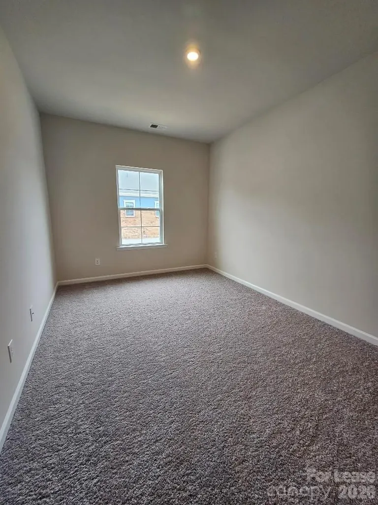 5416 Kinsbridge Drive Charlotte NC 28227