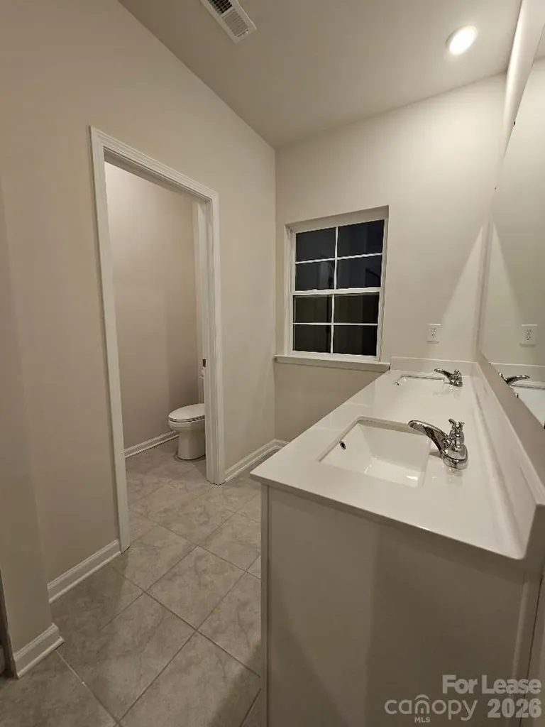 5416 Kinsbridge Drive Charlotte NC 28227