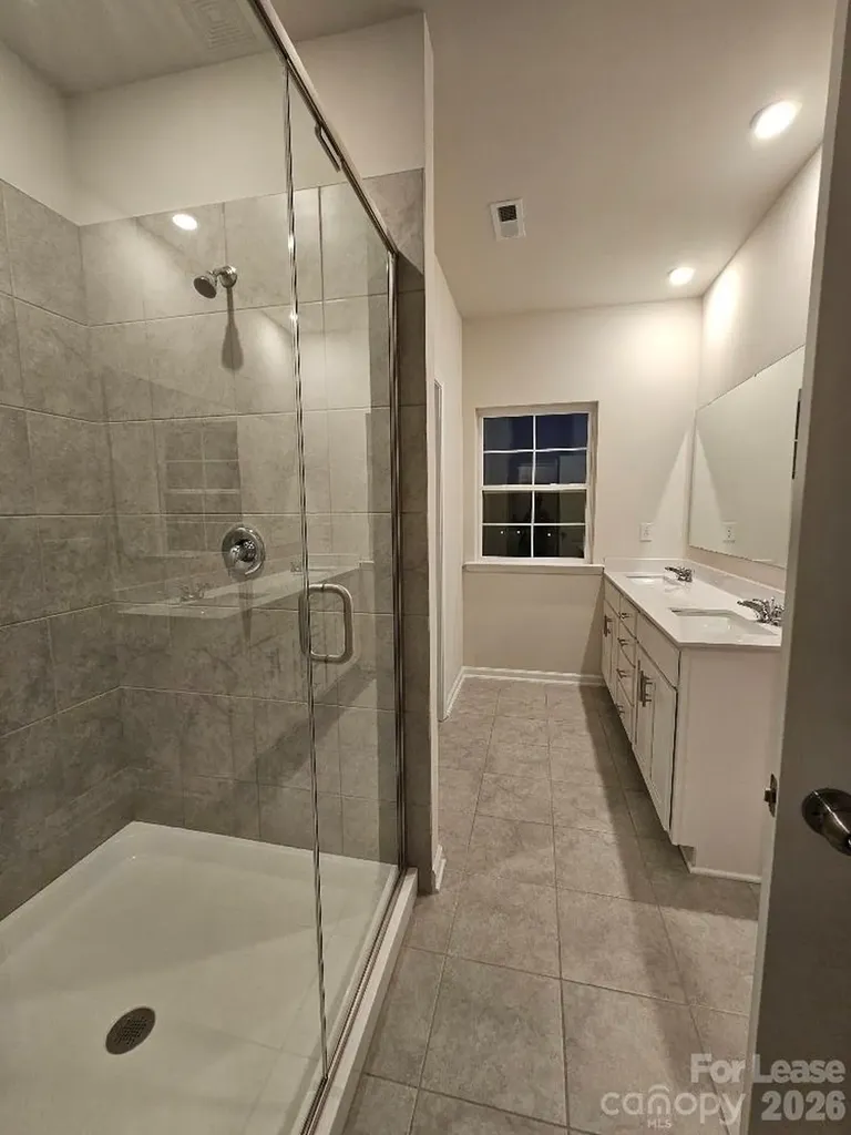 5416 Kinsbridge Drive Charlotte NC 28227