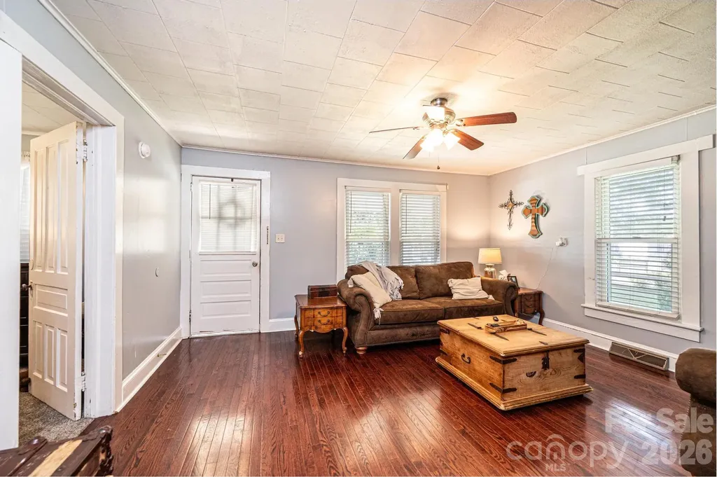 114 Mountain View Street Morganton NC 28655