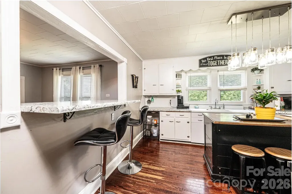 114 Mountain View Street Morganton NC 28655