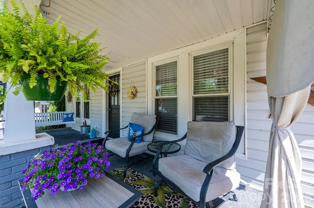 114 Mountain View Street Morganton NC 28655
