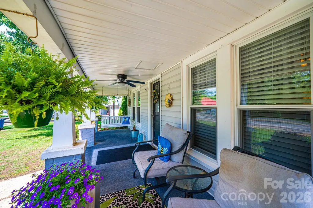114 Mountain View Street Morganton NC 28655