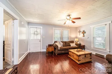 114 Mountain View Street Morganton NC 28655