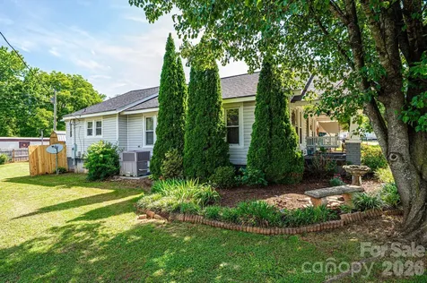114 Mountain View Street Morganton NC 28655