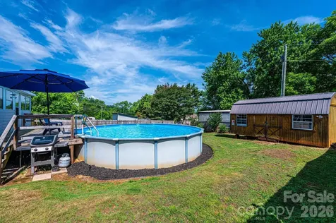 114 Mountain View Street Morganton NC 28655
