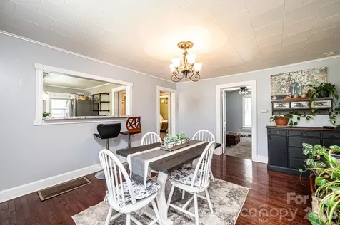 114 Mountain View Street Morganton NC 28655
