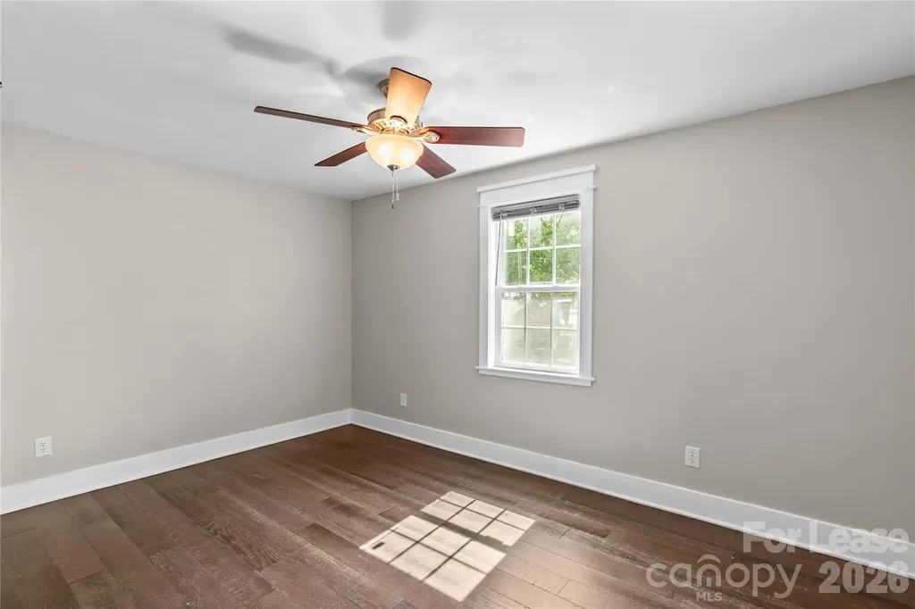 182 Commodore Loop Mooresville NC 28117