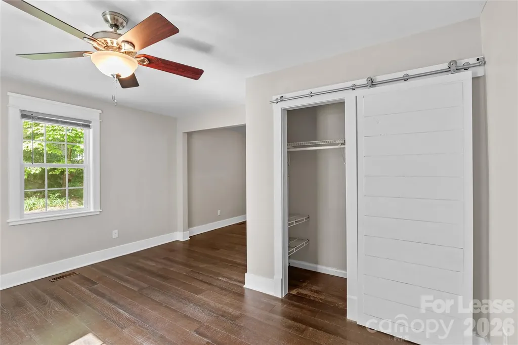 182 Commodore Loop Mooresville NC 28117
