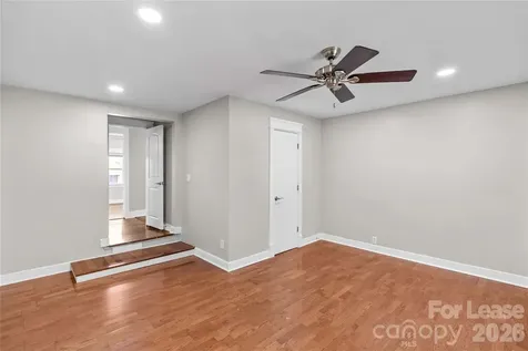 182 Commodore Loop Mooresville NC 28117