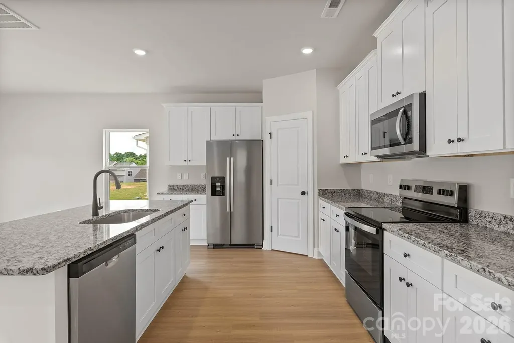 6520 Fairford Drive Charlotte NC 28215