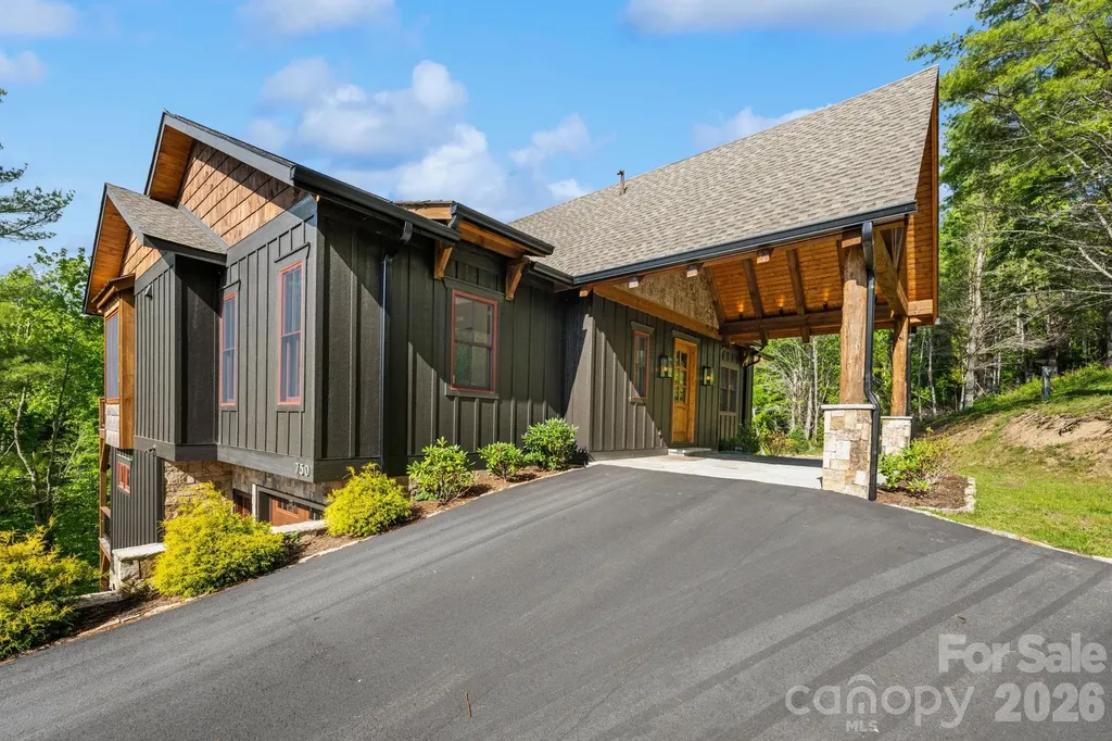 750 Silver Springs Drive W Banner Elk NC 28604