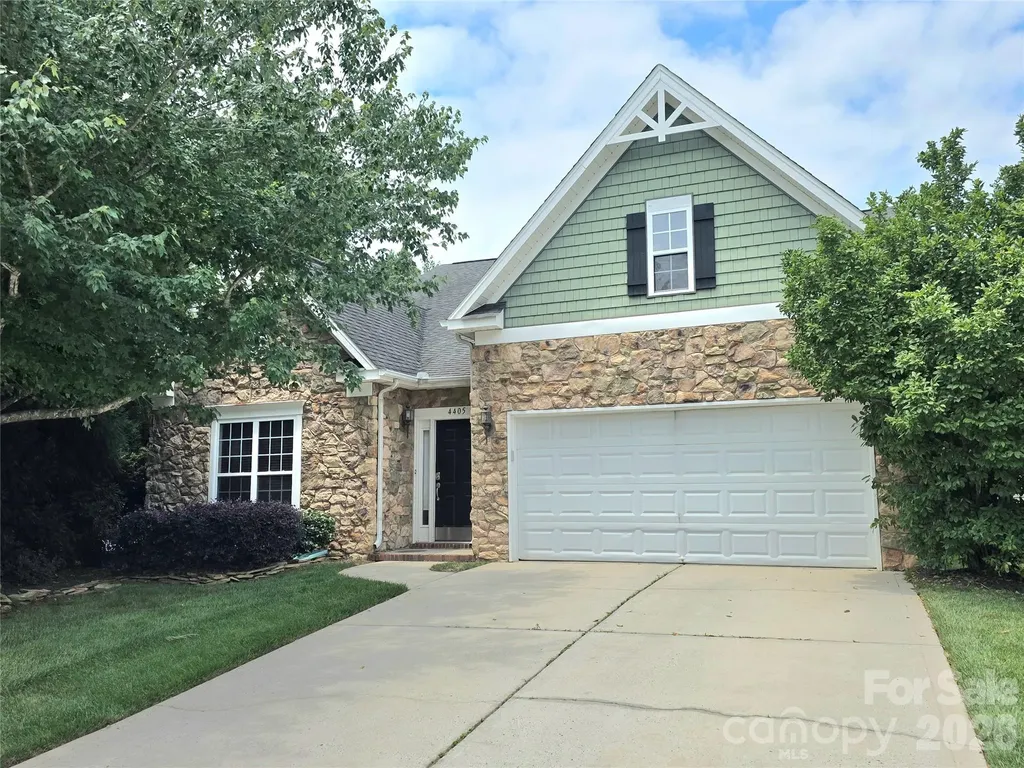 4405 Squirrel Trail Lane Charlotte NC 28269