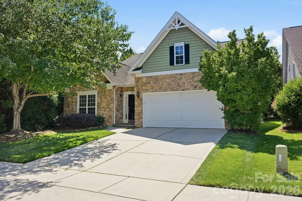 4405 Squirrel Trail Lane Charlotte NC 28269