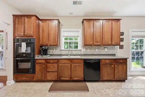 4405 Squirrel Trail Lane Charlotte NC 28269