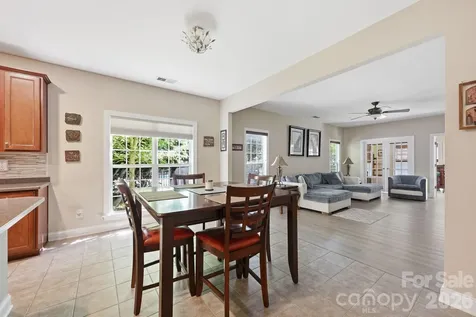 4405 Squirrel Trail Lane Charlotte NC 28269
