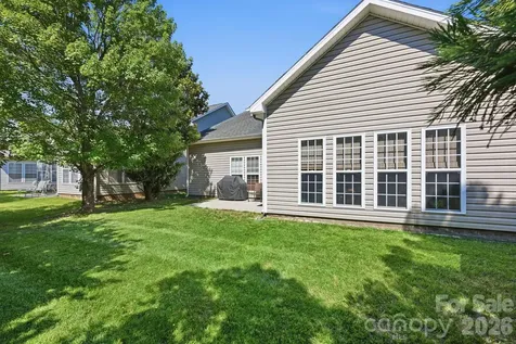 4405 Squirrel Trail Lane Charlotte NC 28269