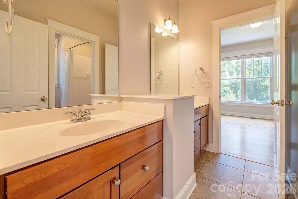 201 Skytop Farm Lane Hendersonville NC 28791