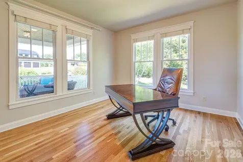 201 Skytop Farm Lane Hendersonville NC 28791