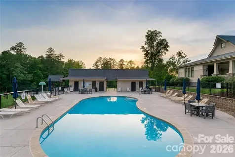 201 Skytop Farm Lane Hendersonville NC 28791