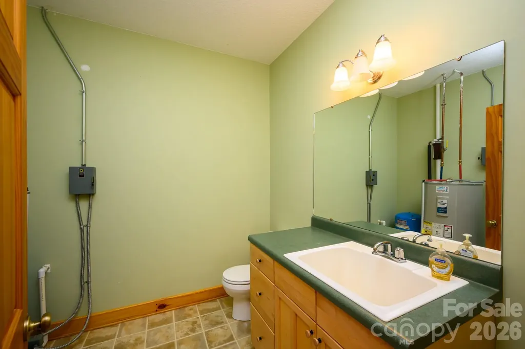 1299 Pine Ridge Road Burnsville NC 28714