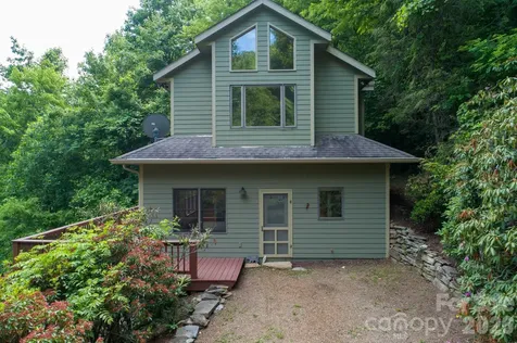 1299 Pine Ridge Road Burnsville NC 28714