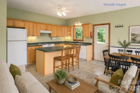 1299 Pine Ridge Road Burnsville NC 28714