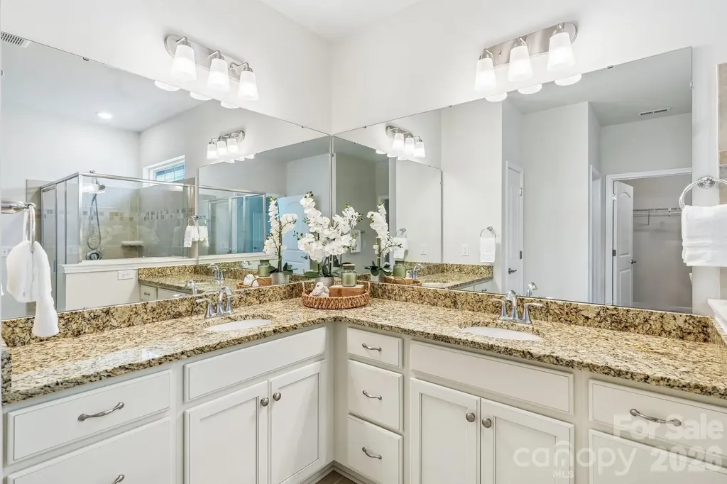 128 Van Gogh Trail Mount Holly NC 28120