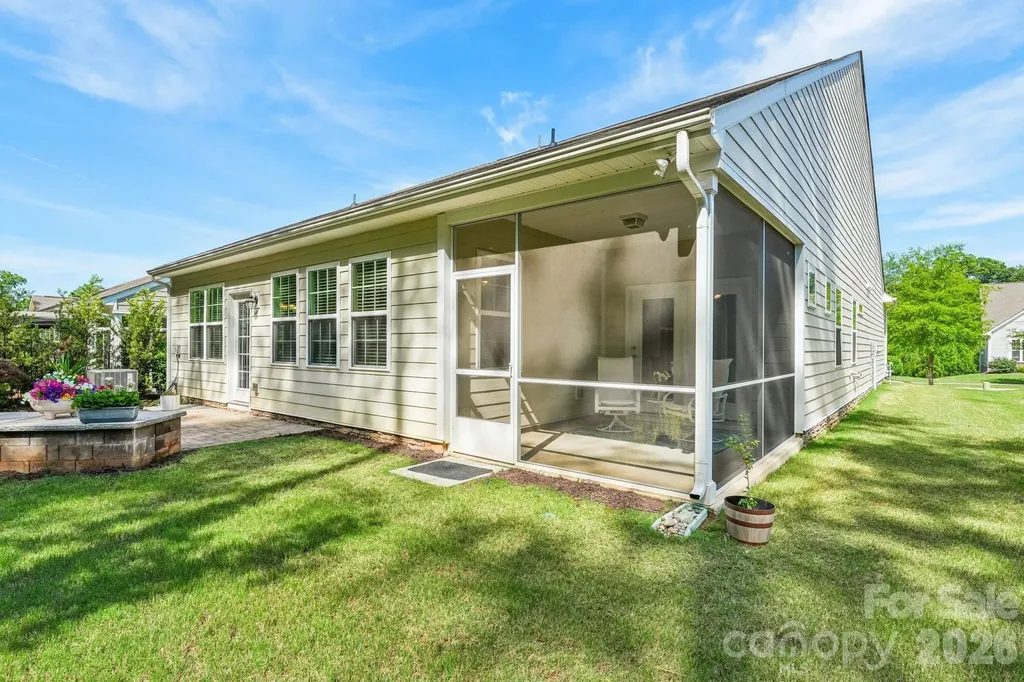128 Van Gogh Trail Mount Holly NC 28120