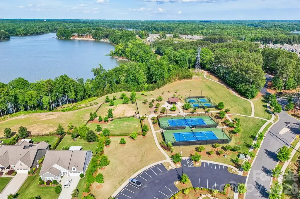 128 Van Gogh Trail Mount Holly NC 28120