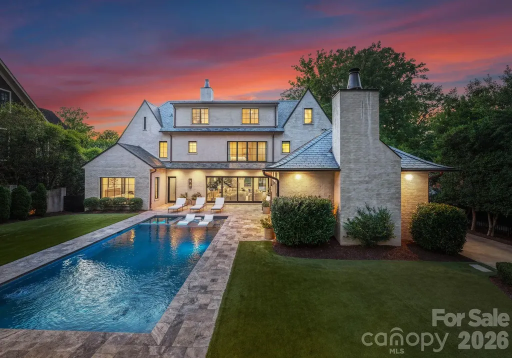 1919 Shoreham Drive Charlotte NC 28211