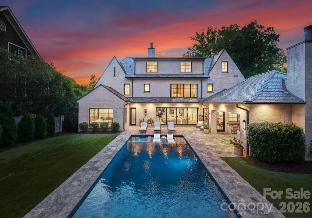 1919 Shoreham Drive Charlotte NC 28211