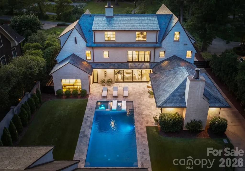 1919 Shoreham Drive Charlotte NC 28211