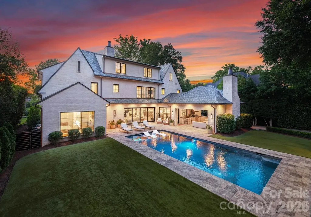 1919 Shoreham Drive Charlotte NC 28211