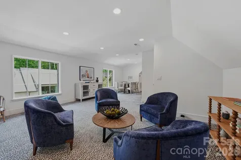 1919 Shoreham Drive Charlotte NC 28211
