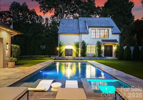 1919 Shoreham Drive Charlotte NC 28211