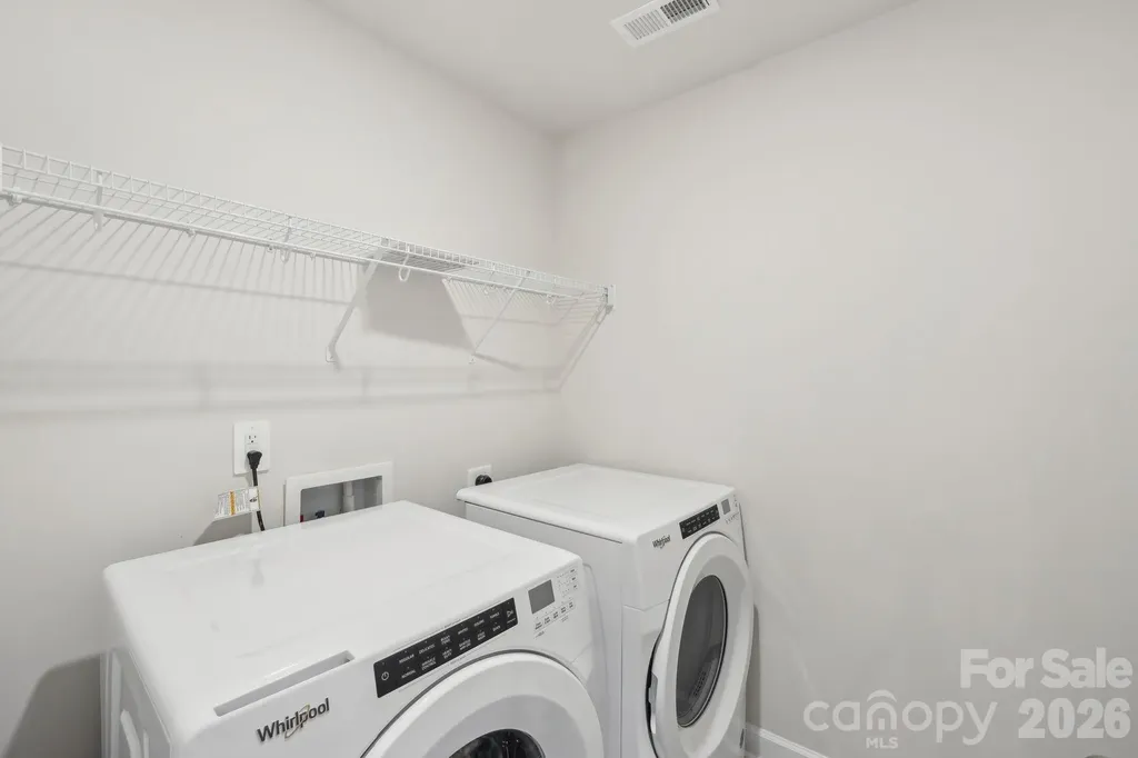 9009 Foggy Brook Loop Charlotte NC 28216