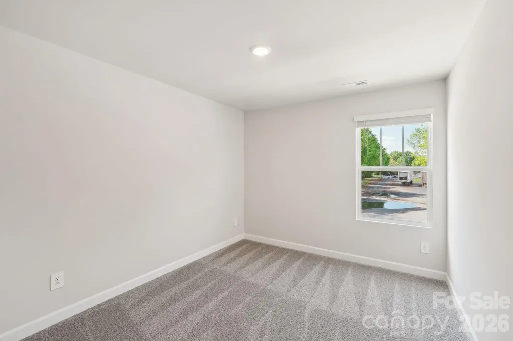 9009 Foggy Brook Loop Charlotte NC 28216