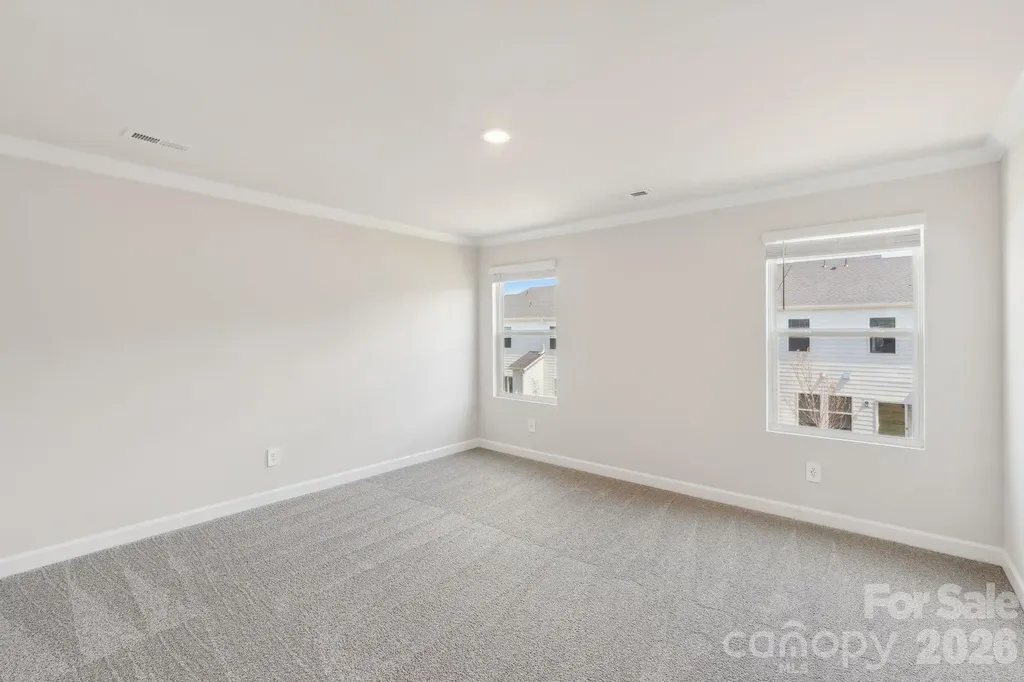 9009 Foggy Brook Loop Charlotte NC 28216