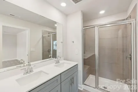 9009 Foggy Brook Loop Charlotte NC 28216