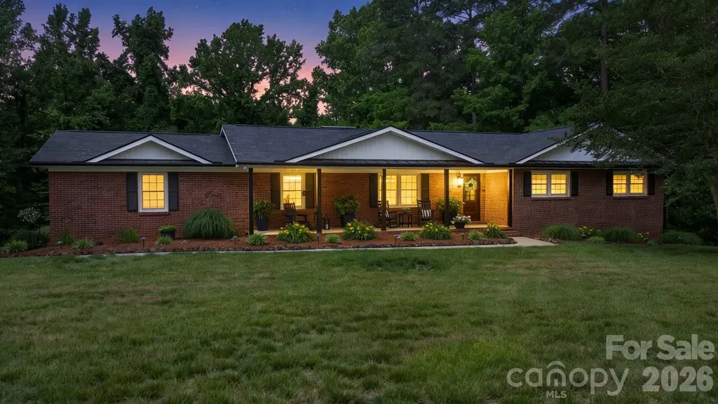 301 Pinecroft Lane Spencer NC 28159