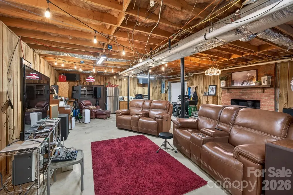 301 Pinecroft Lane Spencer NC 28159