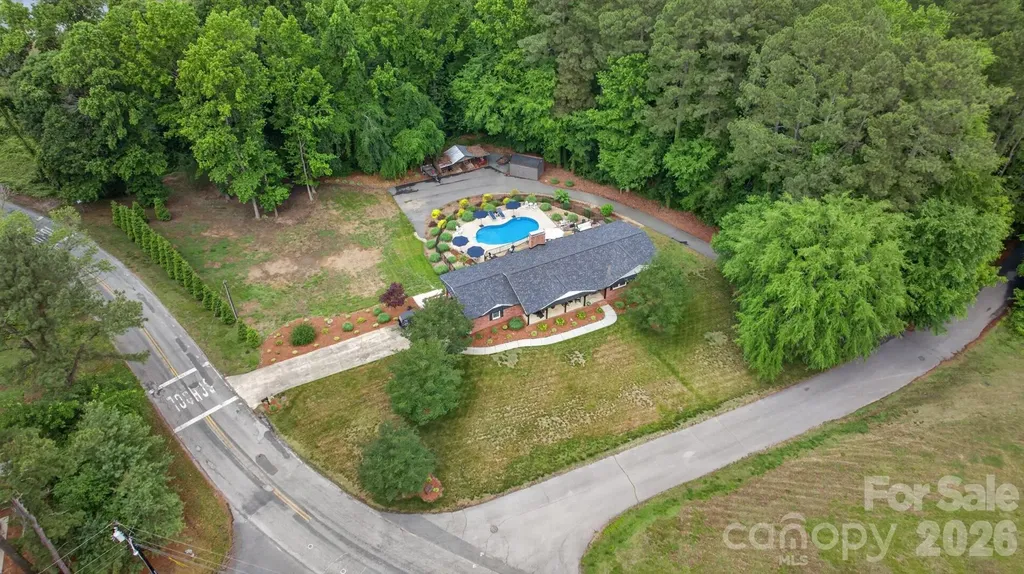 301 Pinecroft Lane Spencer NC 28159