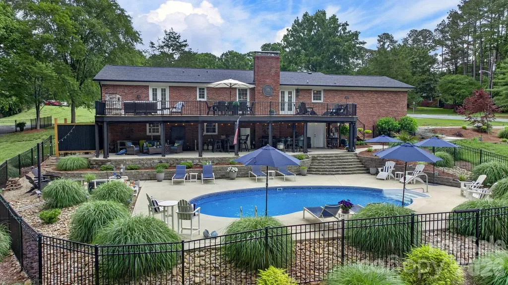 301 Pinecroft Lane Spencer NC 28159