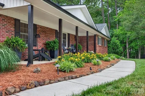 301 Pinecroft Lane Spencer NC 28159