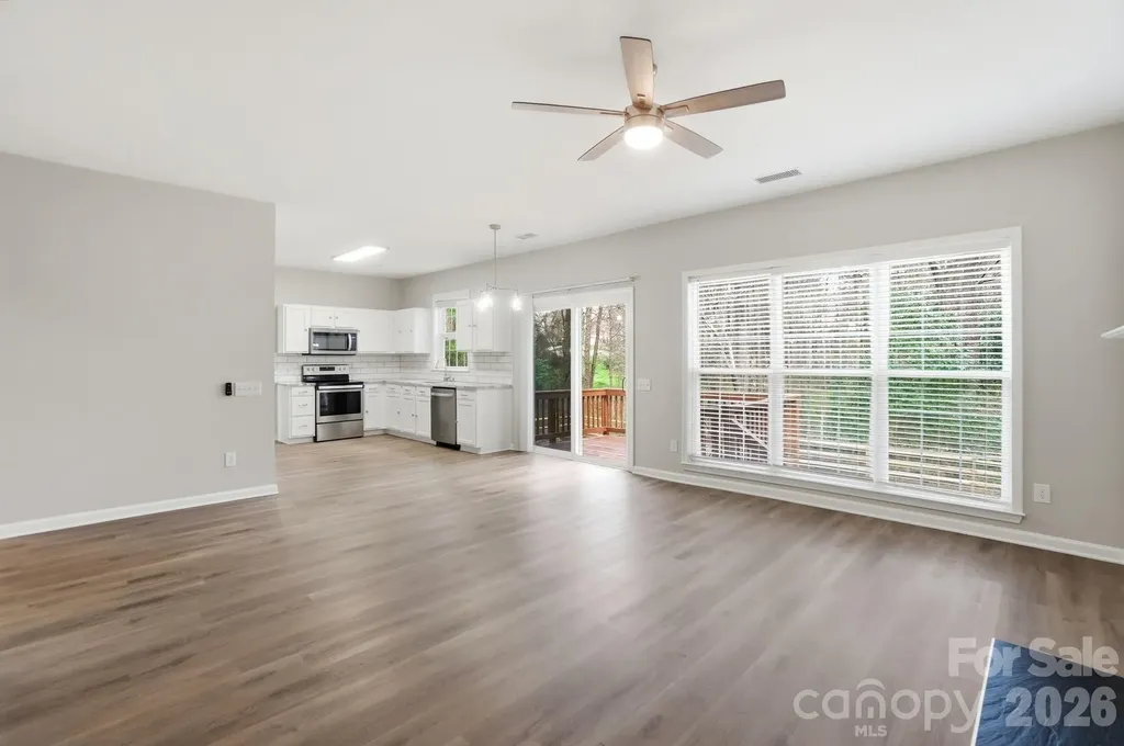 7711 Taymouth Lane Charlotte NC 28269
