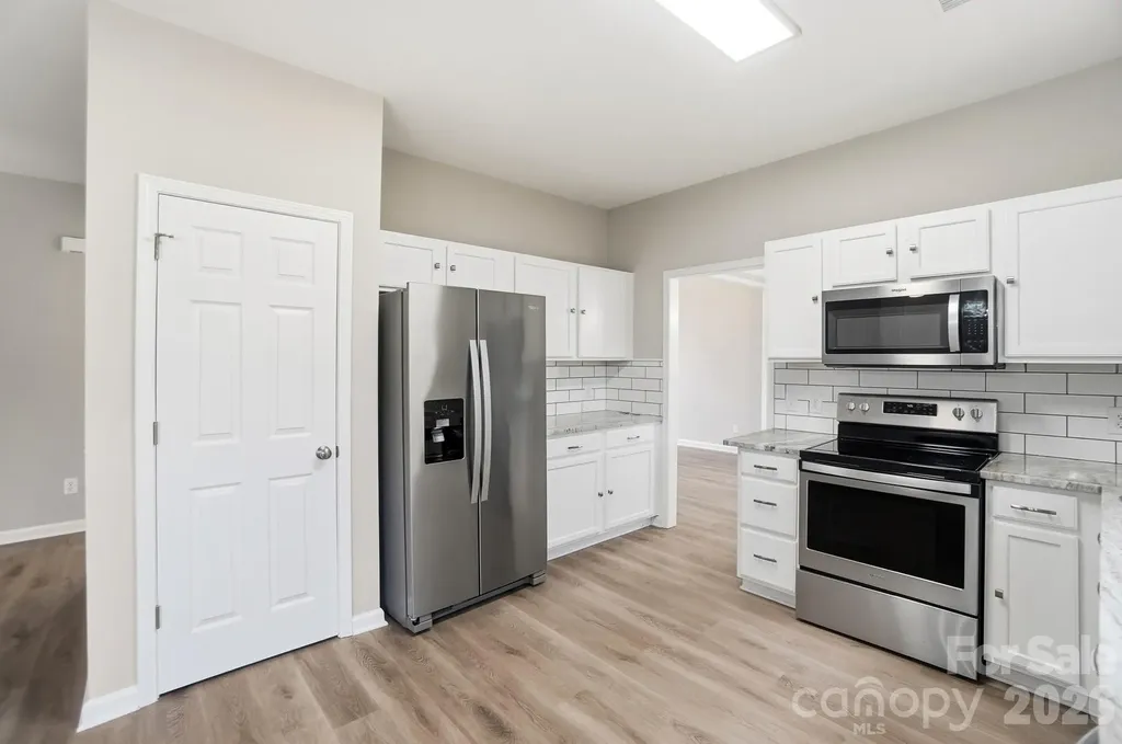 7711 Taymouth Lane Charlotte NC 28269