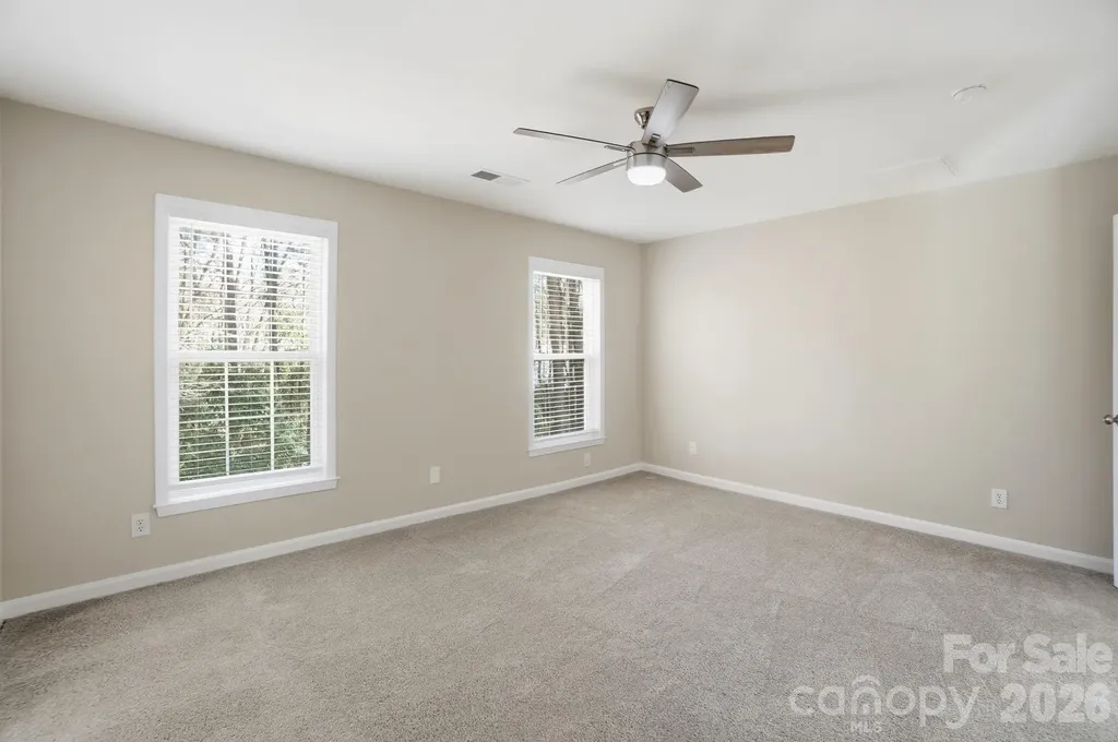 7711 Taymouth Lane Charlotte NC 28269