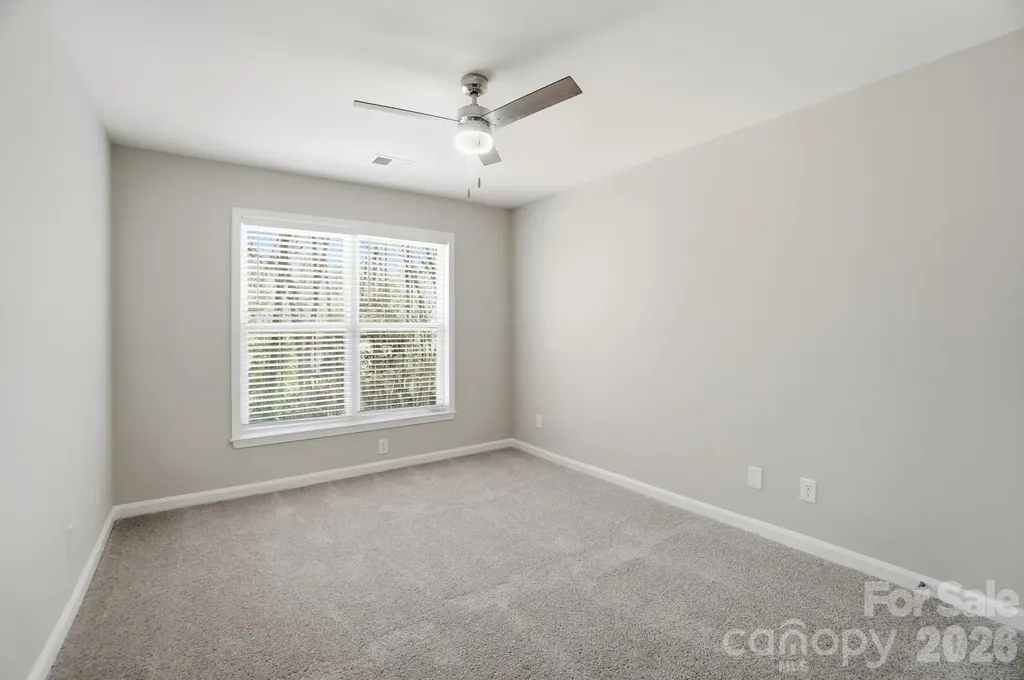 7711 Taymouth Lane Charlotte NC 28269